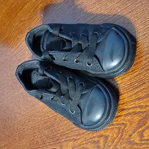 Toddler Converse size 5